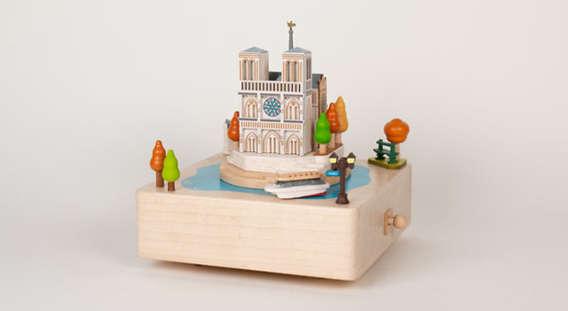 Boite à musique - Notre Dame de Paris n°78 - Wooderful Life