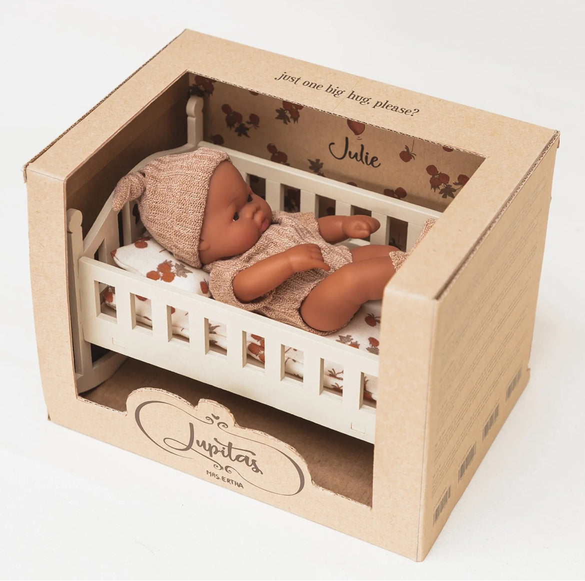 Poupée avec son lit en bois - Julie -  Mrs Ertha
