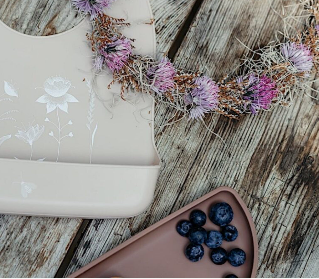 Bavoir à poche en silicone - Garden - Lille Vilde