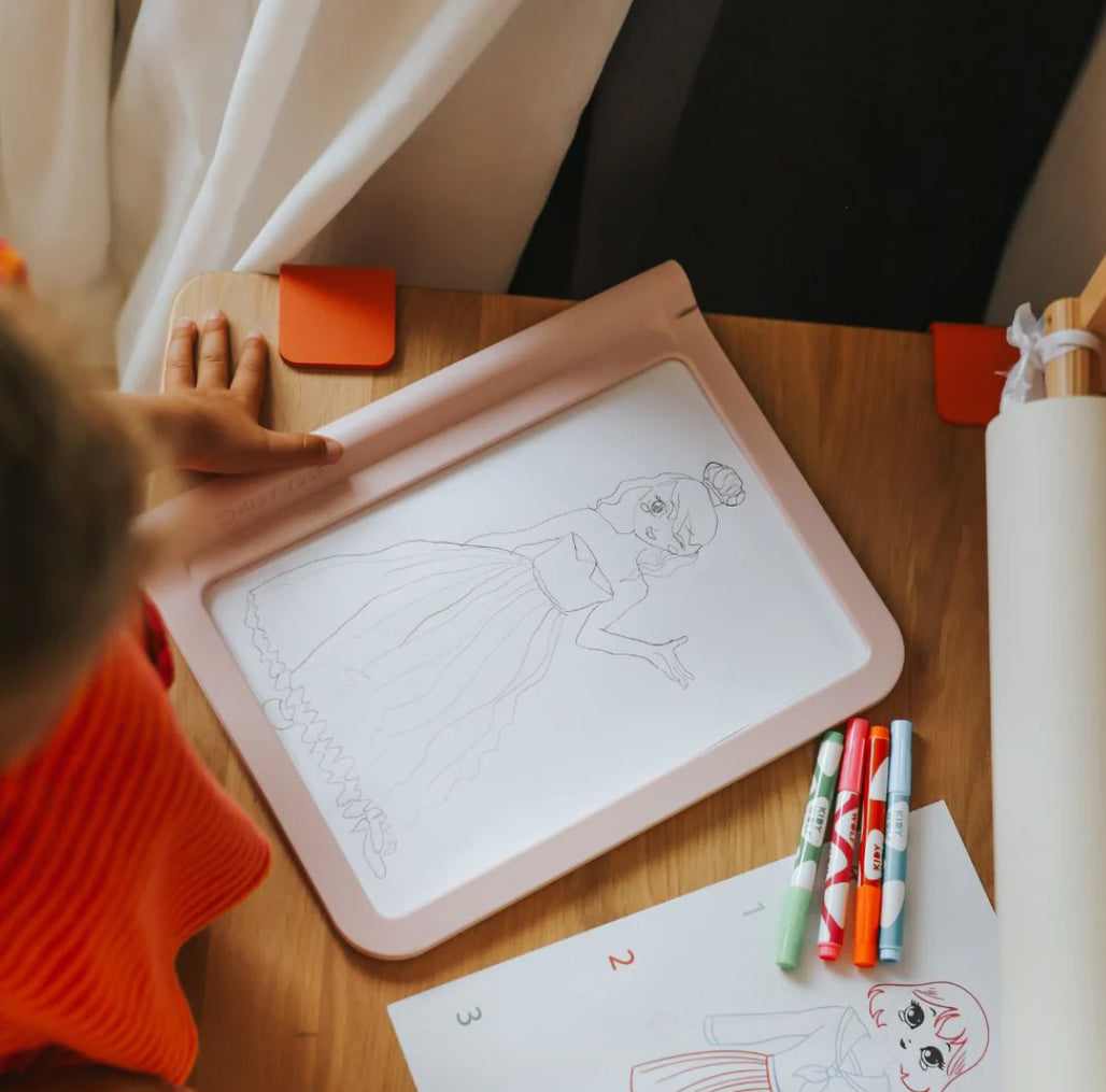 Tablette lumineuse à dessin Kidydraw Pro - Dessinons la Mode - Kidywolf