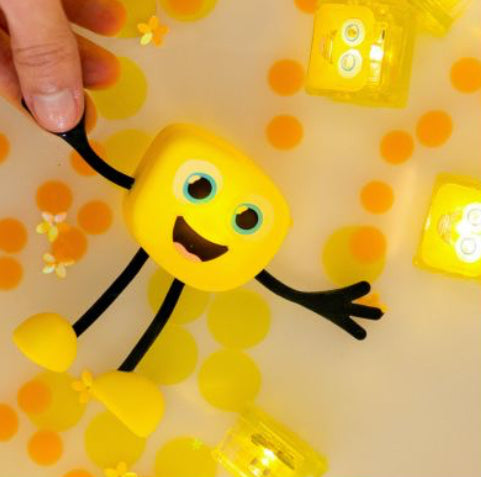 Personnage et 2 cubes lumineux - Jaune - Glo Pals