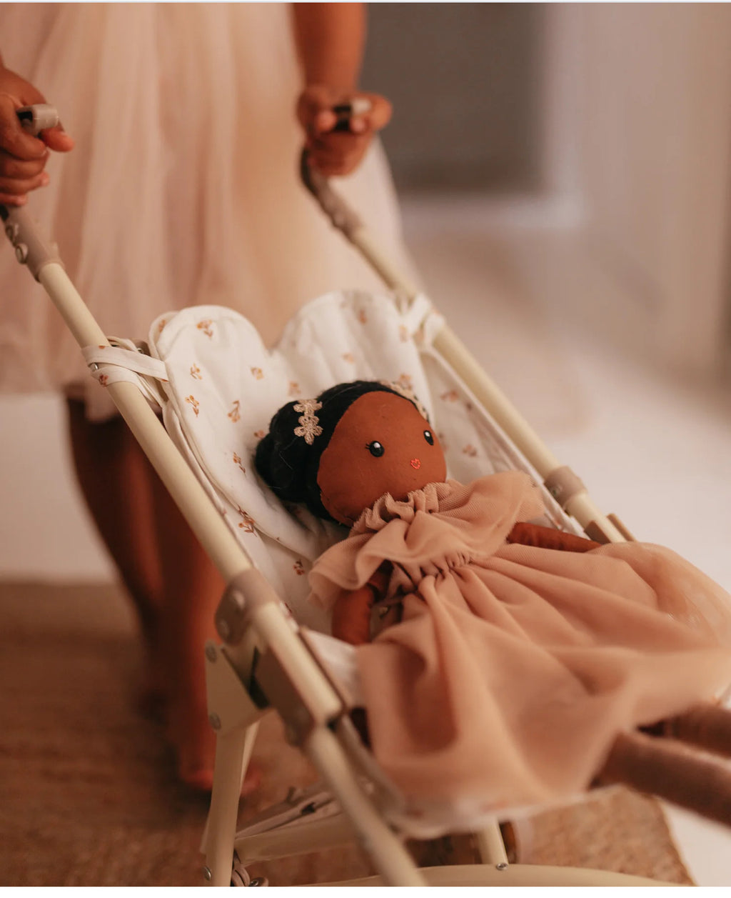 Poussette pour poupée - Fleurs - Mrs Ertha
