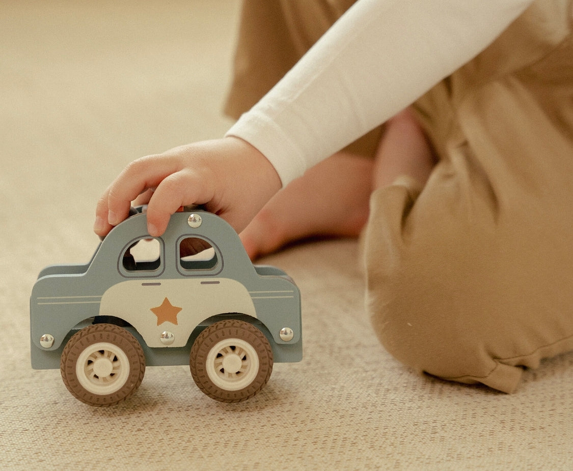 Voiture de police en bois - Little Dutch